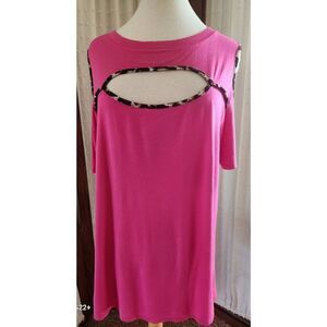 f18 Celeste hot pink cold shoulder top with animal leopard print trim